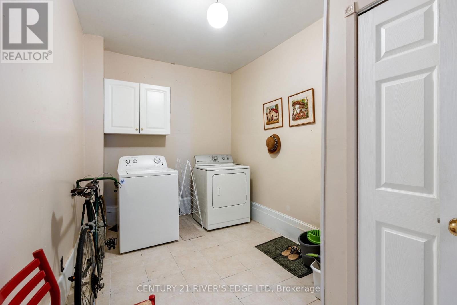 Photo 9 of 12084 Lakeshore Drive, South Dundas ON