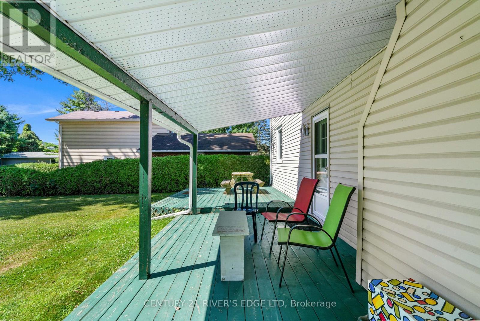Photo 14 of 12084 Lakeshore Drive, South Dundas ON