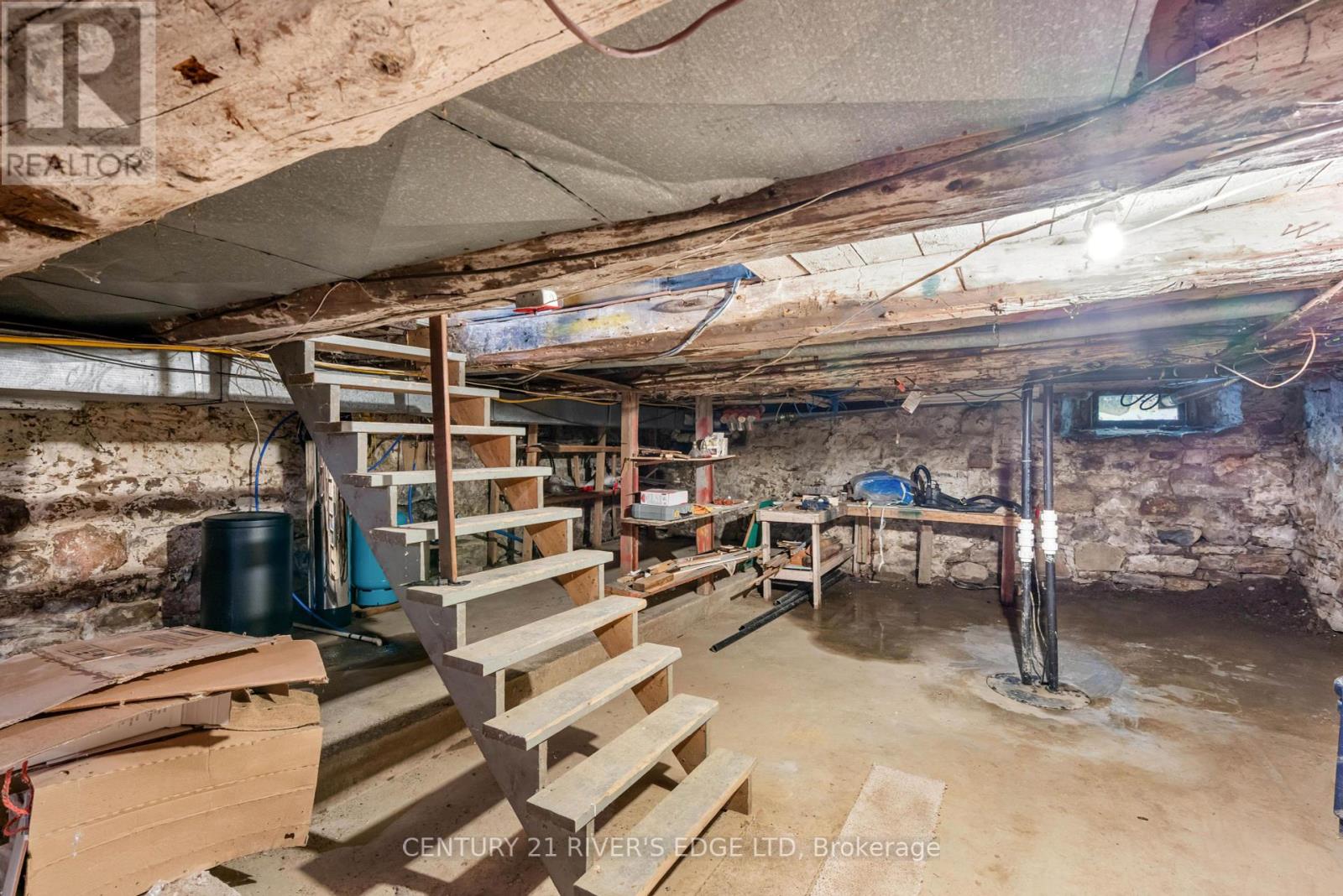 Photo 10 of 12084 Lakeshore Drive, South Dundas ON