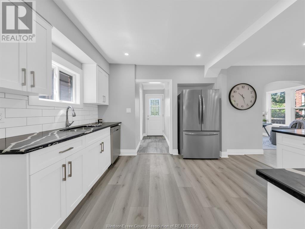 Photo 41 of 1331 Victoria Avenue, Windsor ON