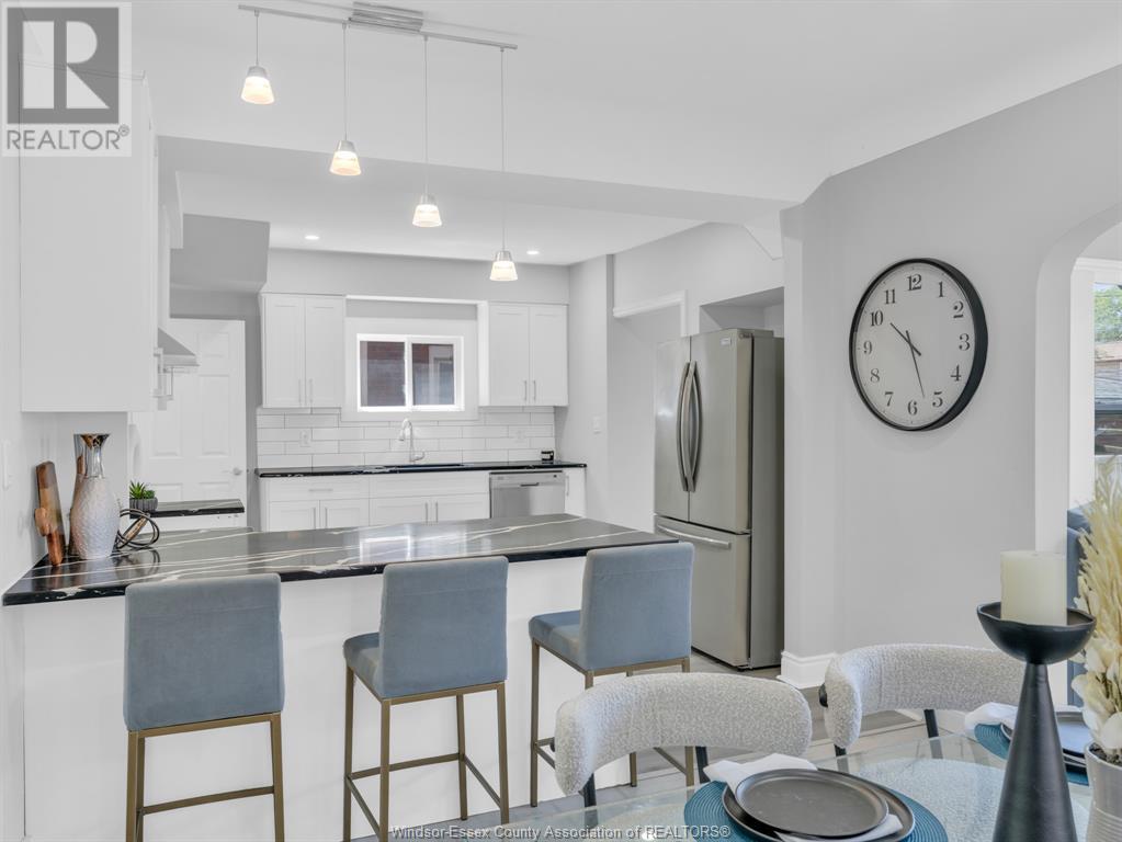 Photo 22 of 1331 Victoria Avenue, Windsor ON