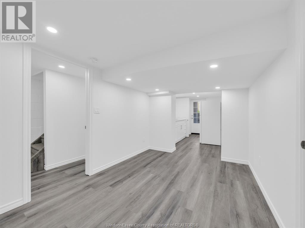 Photo 14 of 1331 Victoria Avenue, Windsor ON