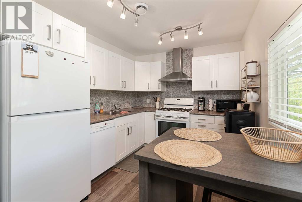 Photo 39 of 5010 50 Avenue, Streamstown AB