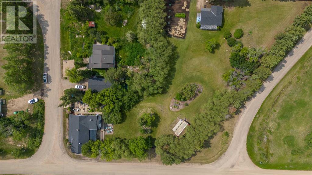 Photo 20 of 5010 50 Avenue, Streamstown AB