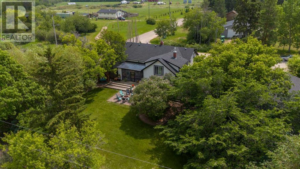 Photo 3 of 5010 50 Avenue, Streamstown AB