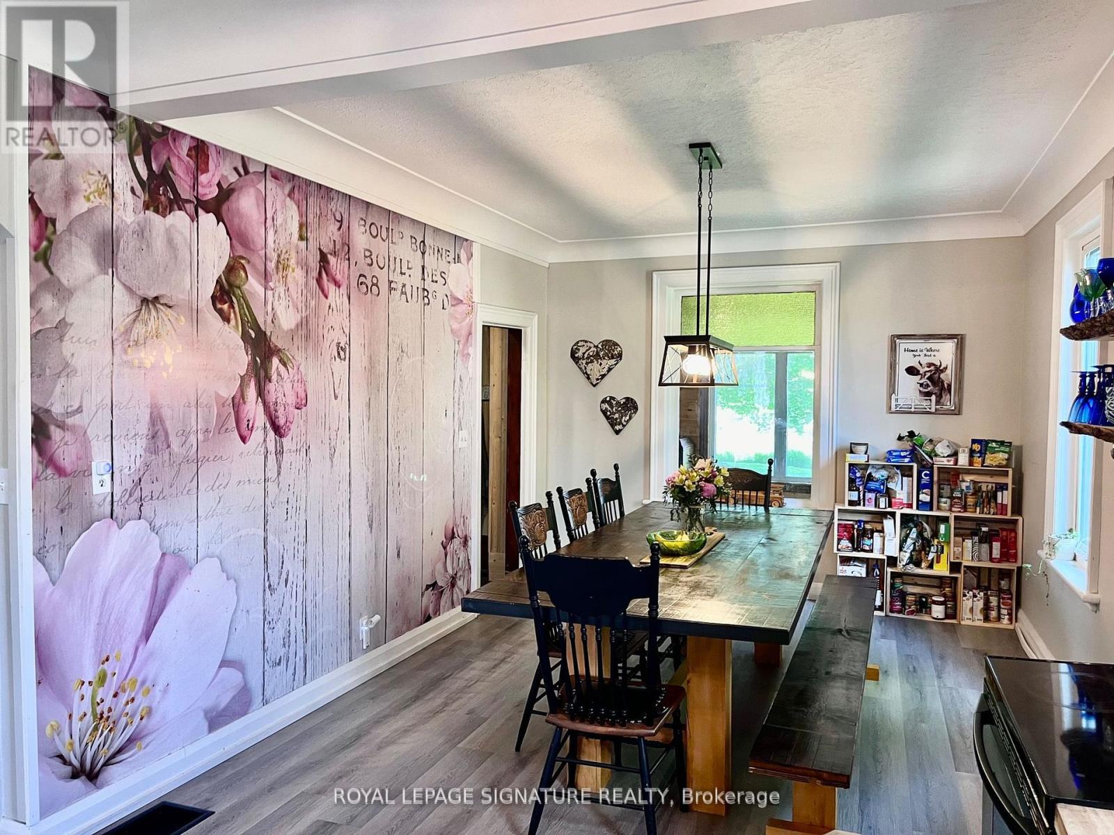 Photo 4 of 31 Blue Bay Lane, Kawartha Lakes ON