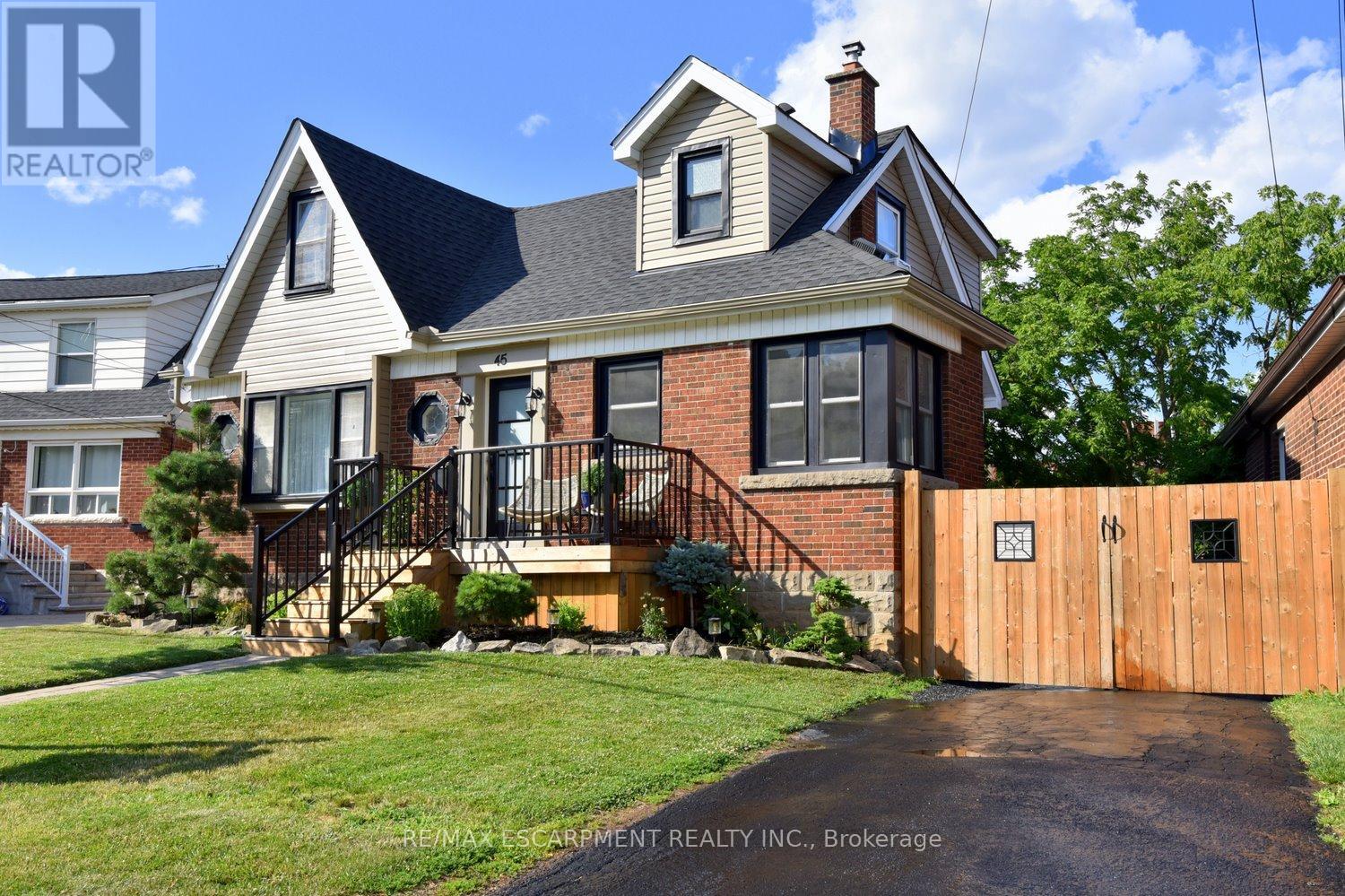 45 DUNKIRK AVENUE, Hamilton (Rosedale), Ontario