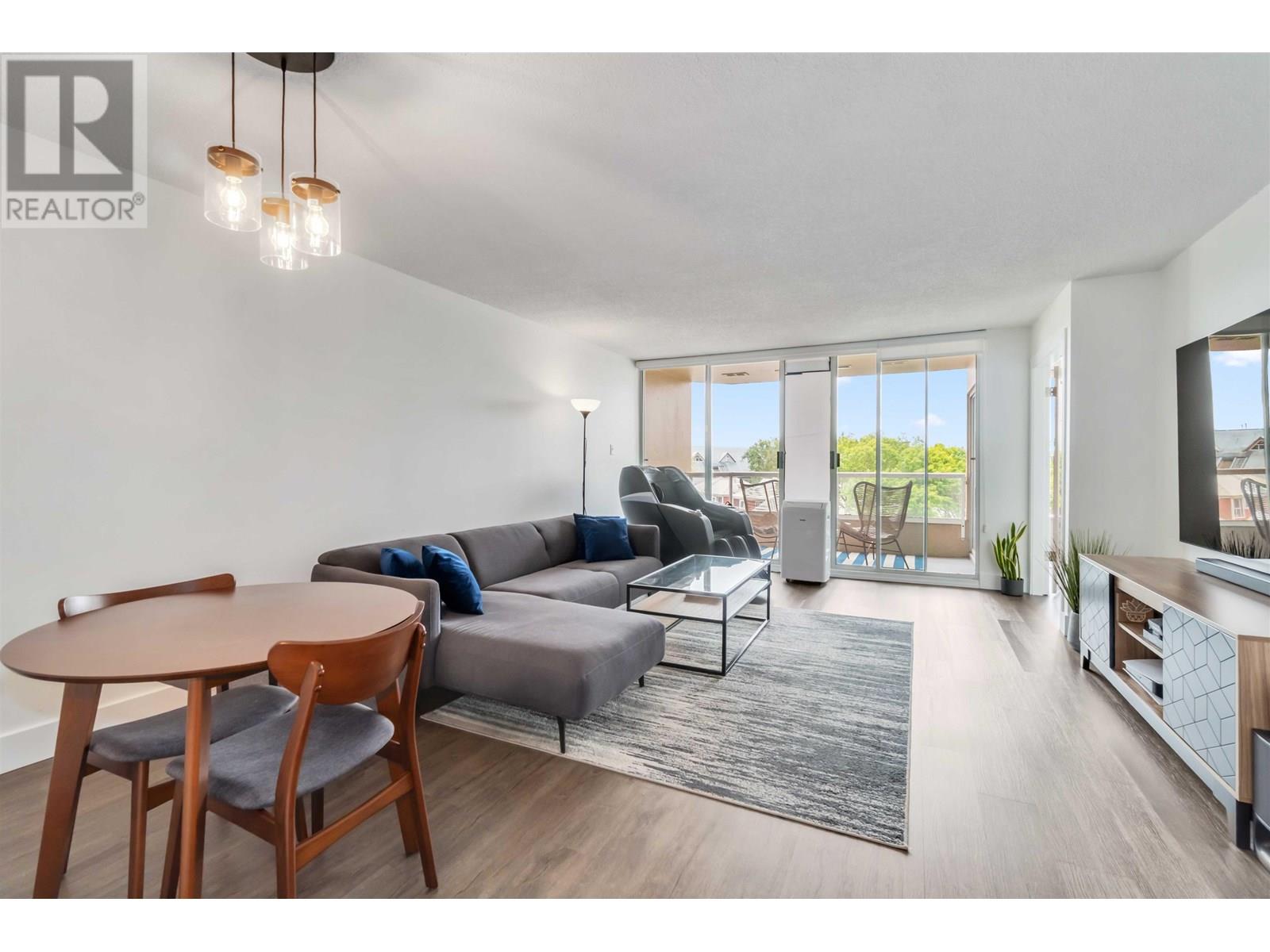 Photo 10 of 405 1045 Quayside Drive, New Westminster BC