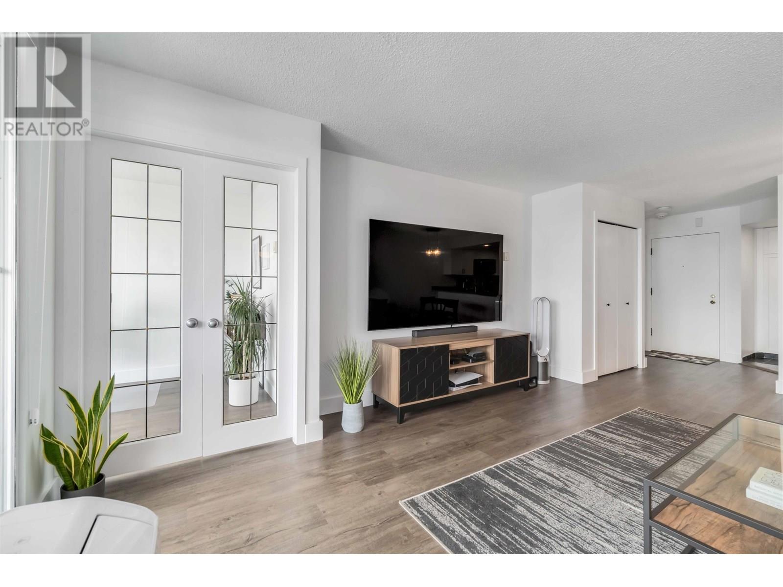 Photo 24 of 405 1045 Quayside Drive, New Westminster BC