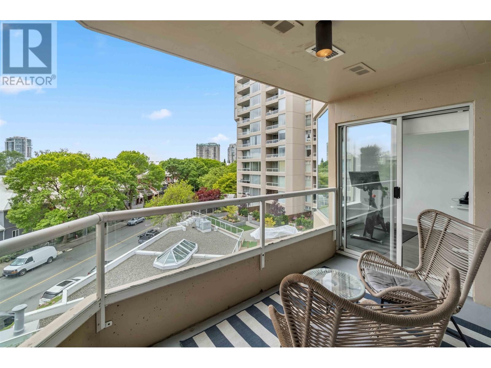 Photo 1 of 405 1045 Quayside Drive, New Westminster BC