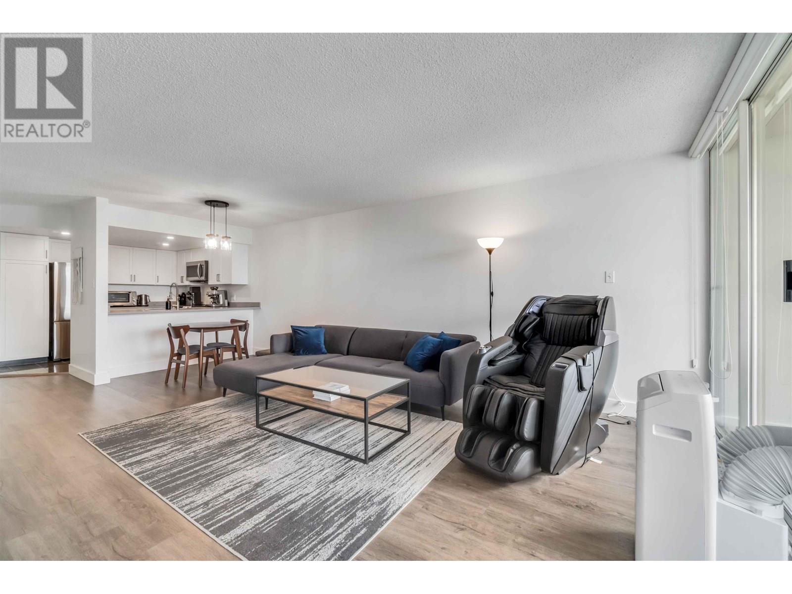 Photo 15 of 405 1045 Quayside Drive, New Westminster BC