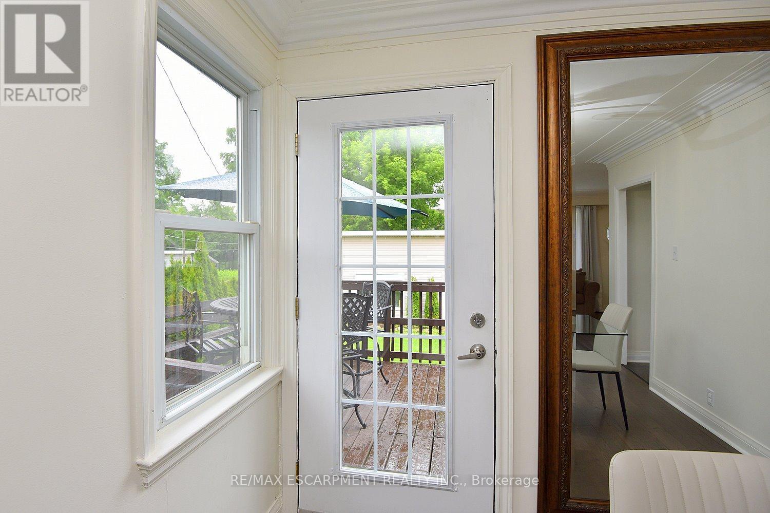 Single Family House for Sale in  DUNKIRK AVENUE Hamilton (Rosedale) 