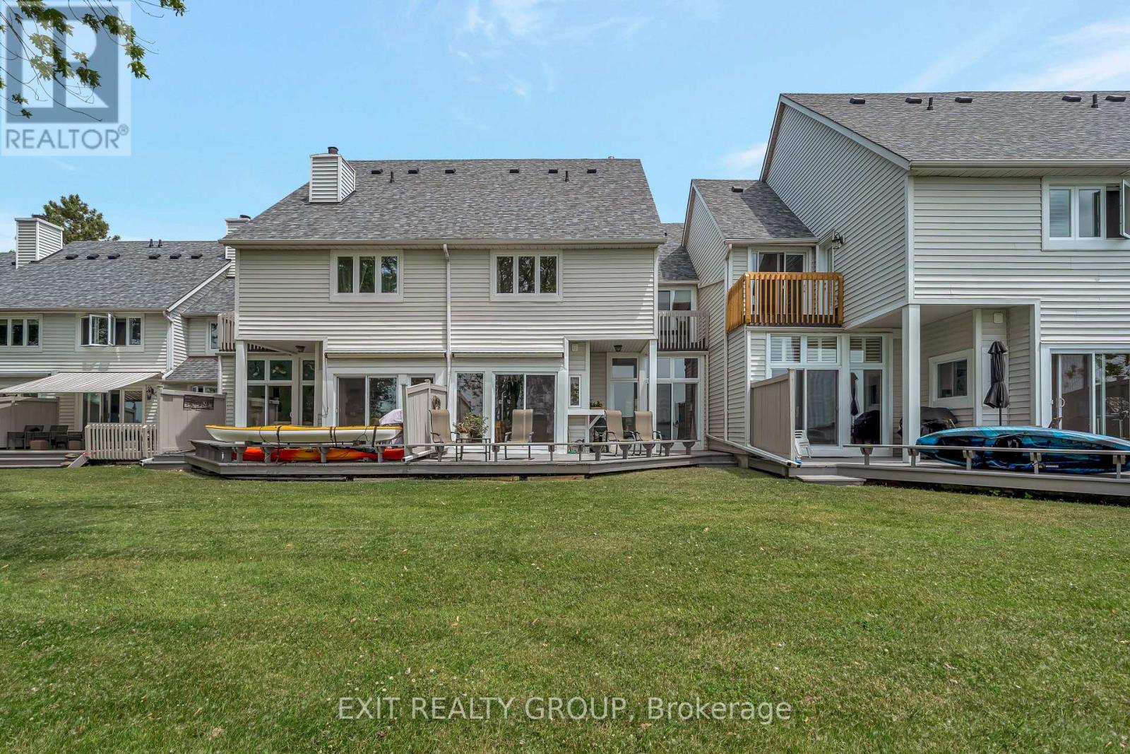 Photo 12 of 13 31 Keegan Parkway, Belleville ON
