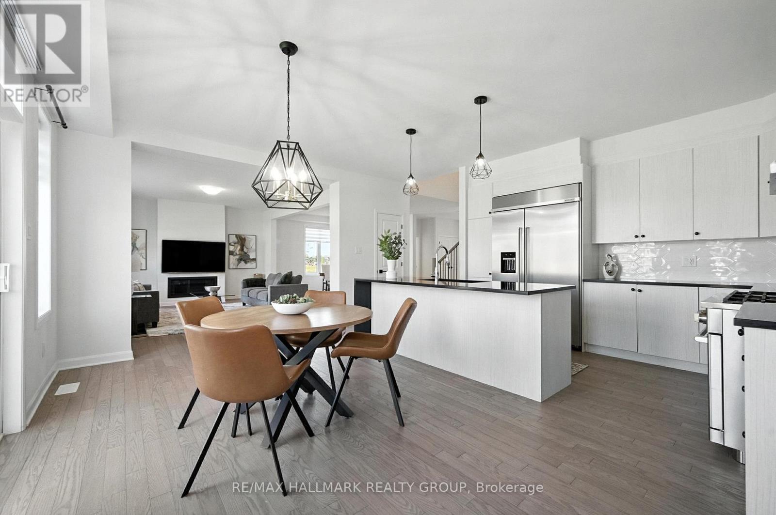 Photo 7 of 547 Anchor Circle, Ottawa ON