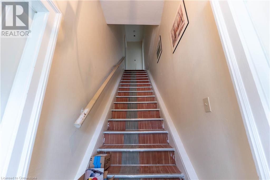 Photo 20 of 168 Macnab Street N, Hamilton ON