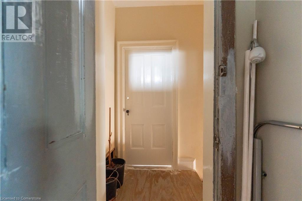 Photo 11 of 168 Macnab Street N, Hamilton ON