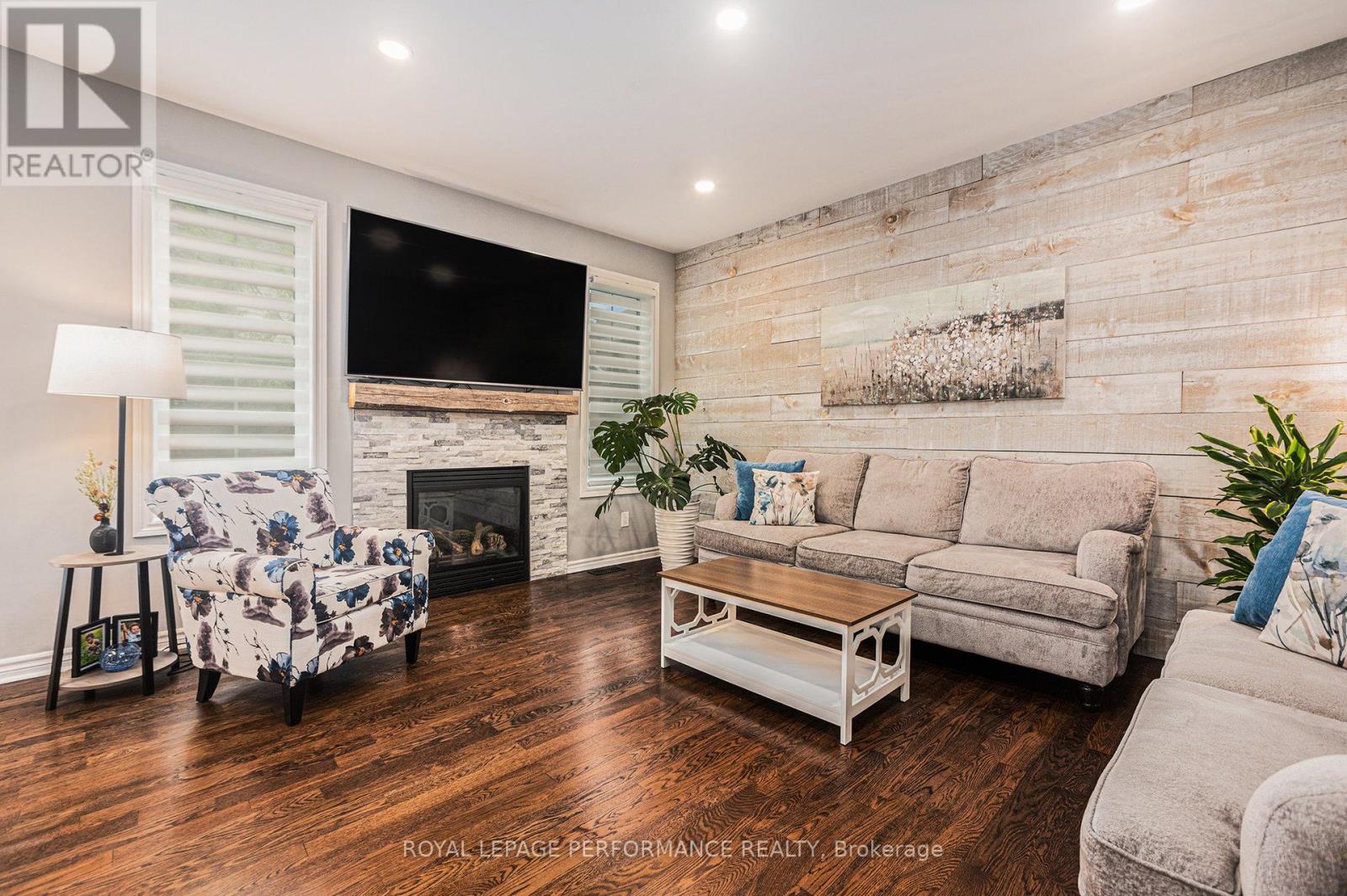 Photo 10 of 2600 Fallingwater Circle, Ottawa ON