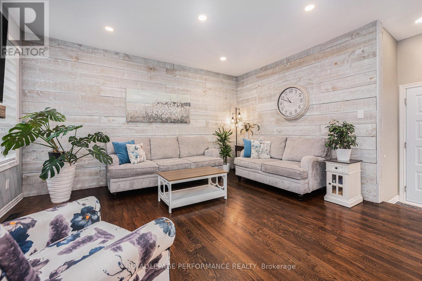Photo 11 of 2600 Fallingwater Circle, Ottawa ON