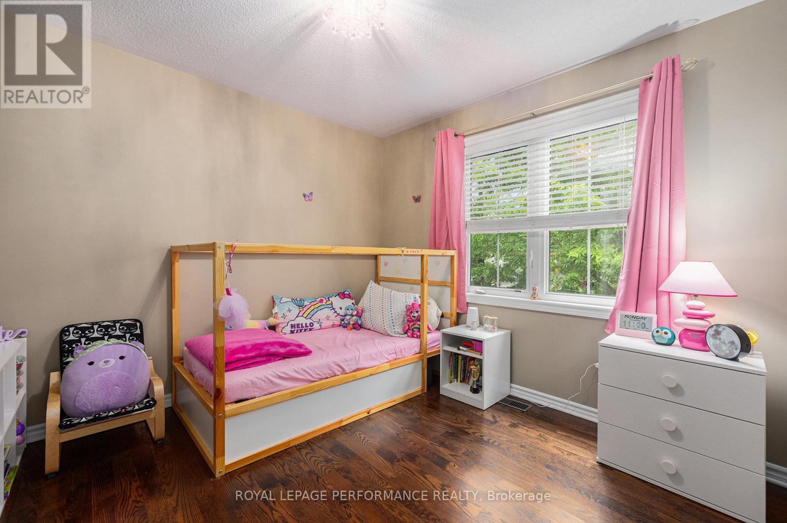 Photo 21 of 2600 Fallingwater Circle, Ottawa ON