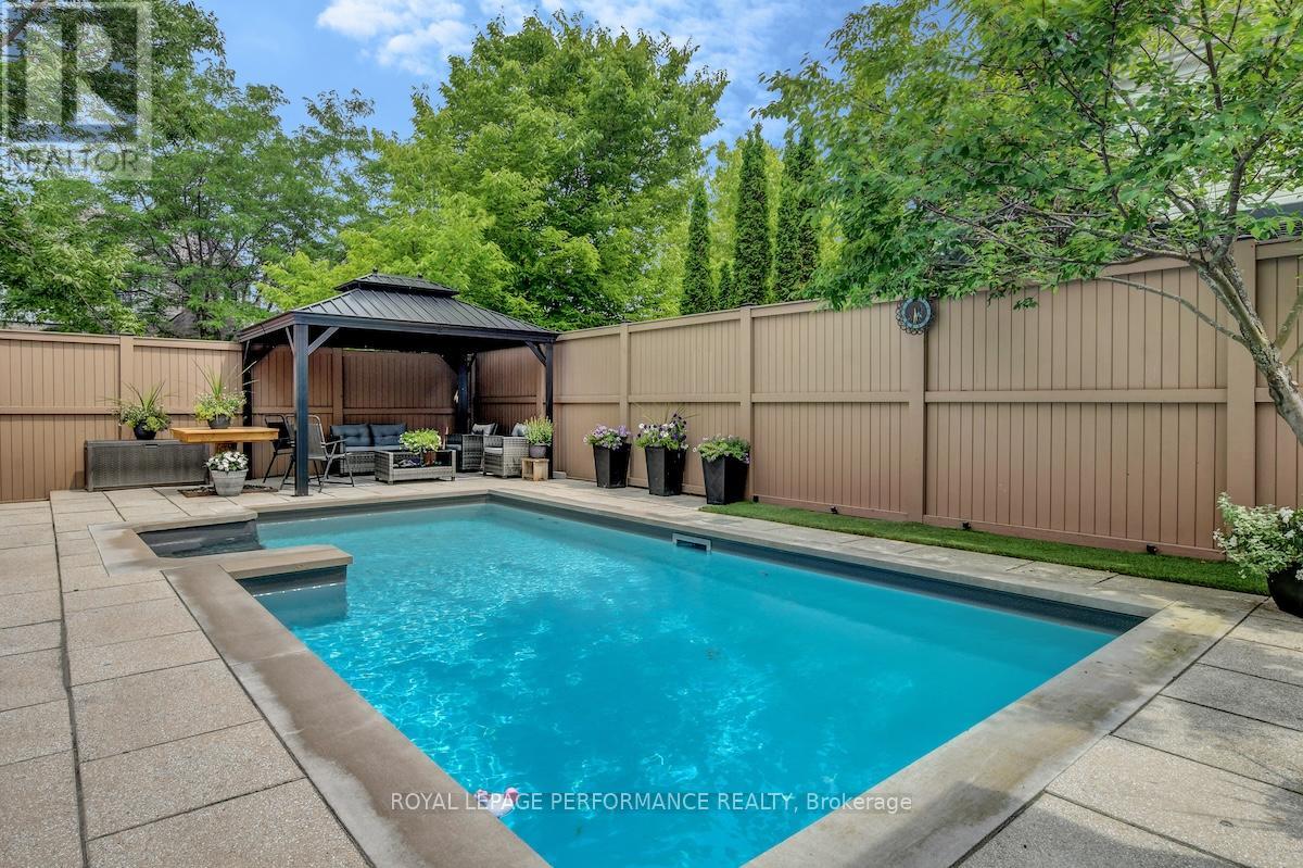 Photo 36 of 2600 Fallingwater Circle, Ottawa ON