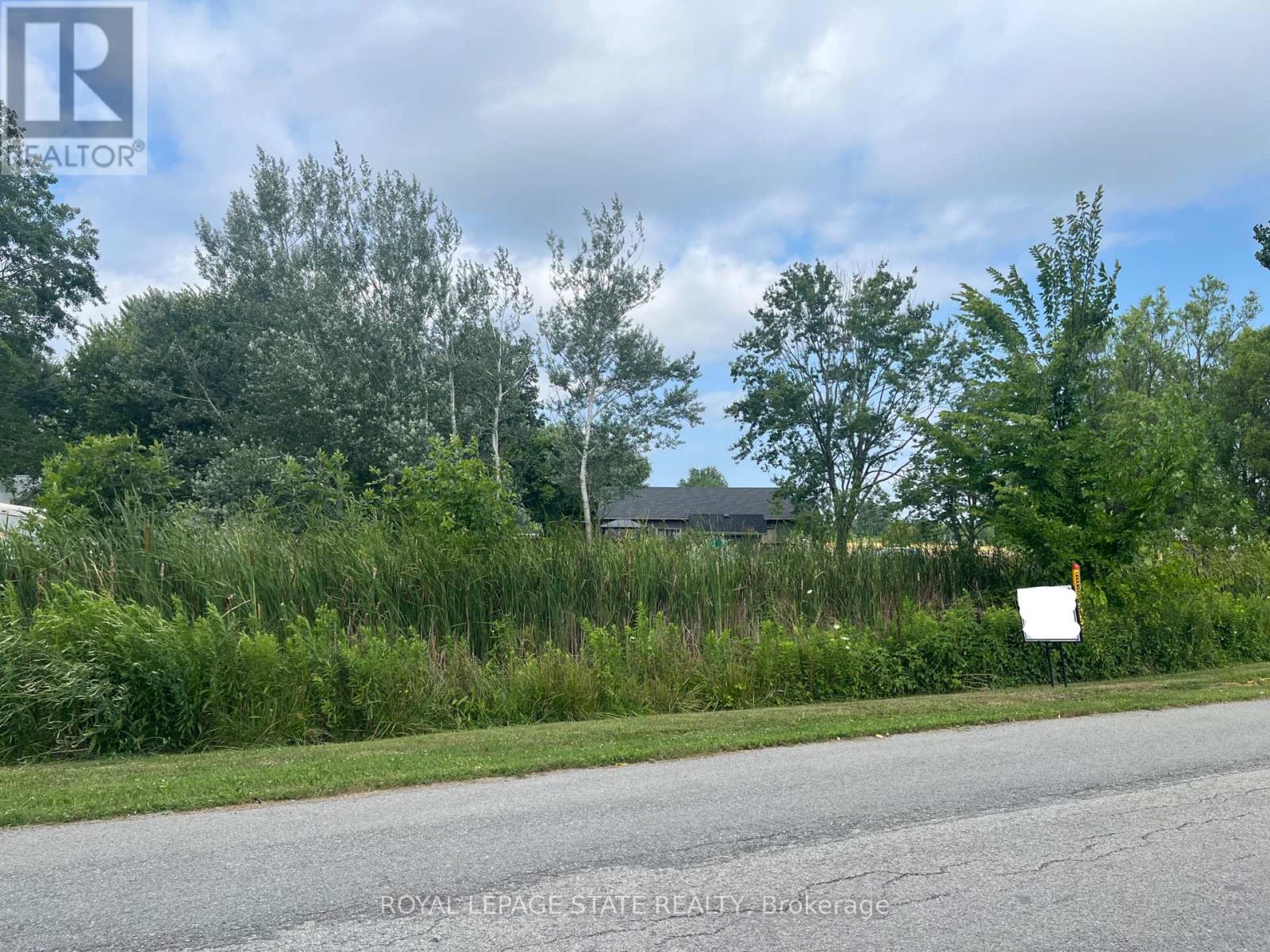 Photo 6 of 17 Dickhout Road, Haldimand ON