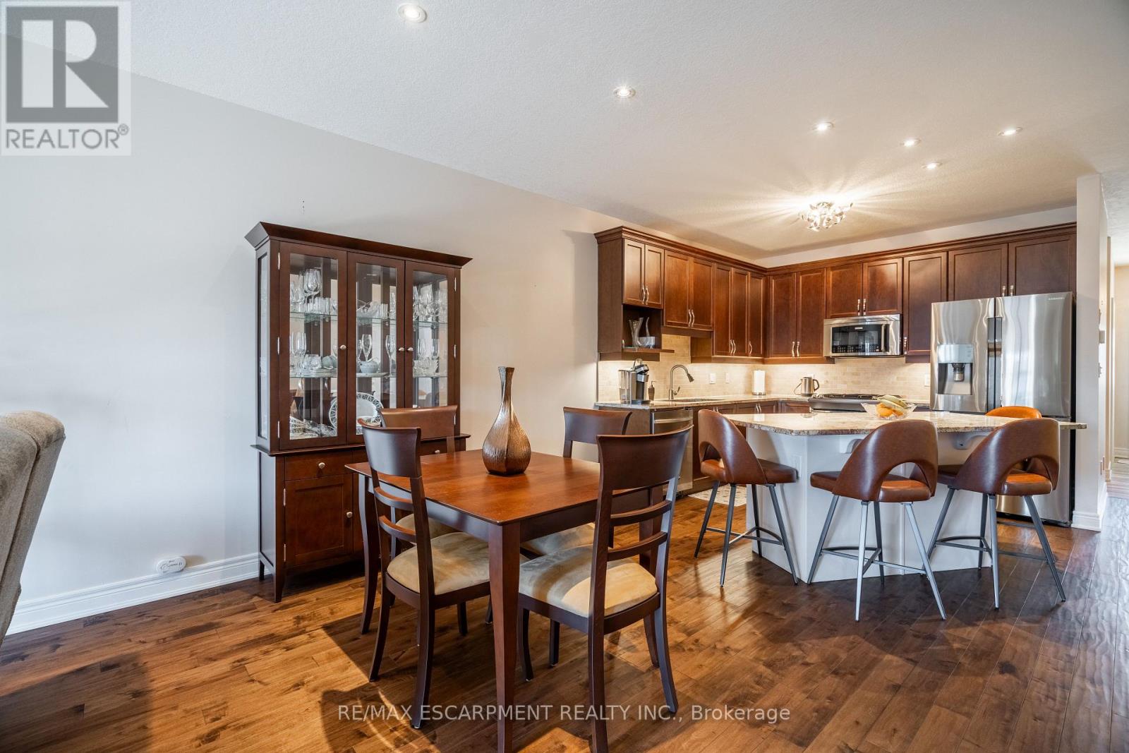 Photo 22 of 10 10 Greenbrook Drive, Hamilton ON