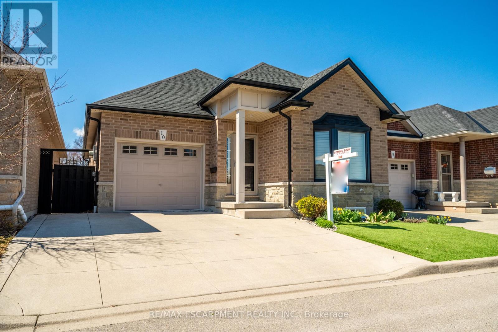 Photo 49 of 10 10 Greenbrook Drive, Hamilton ON
