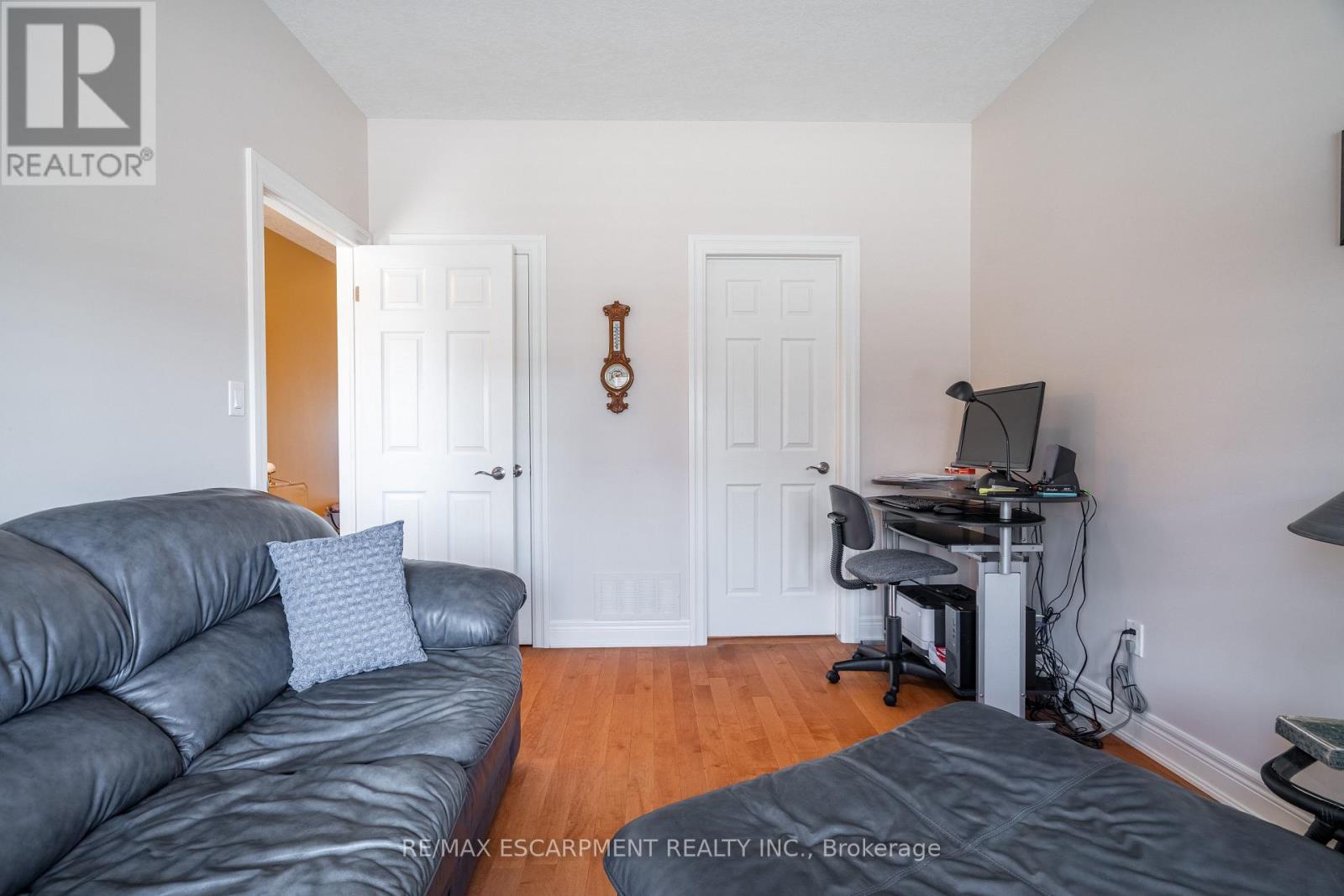 Photo 35 of 10 10 Greenbrook Drive, Hamilton ON