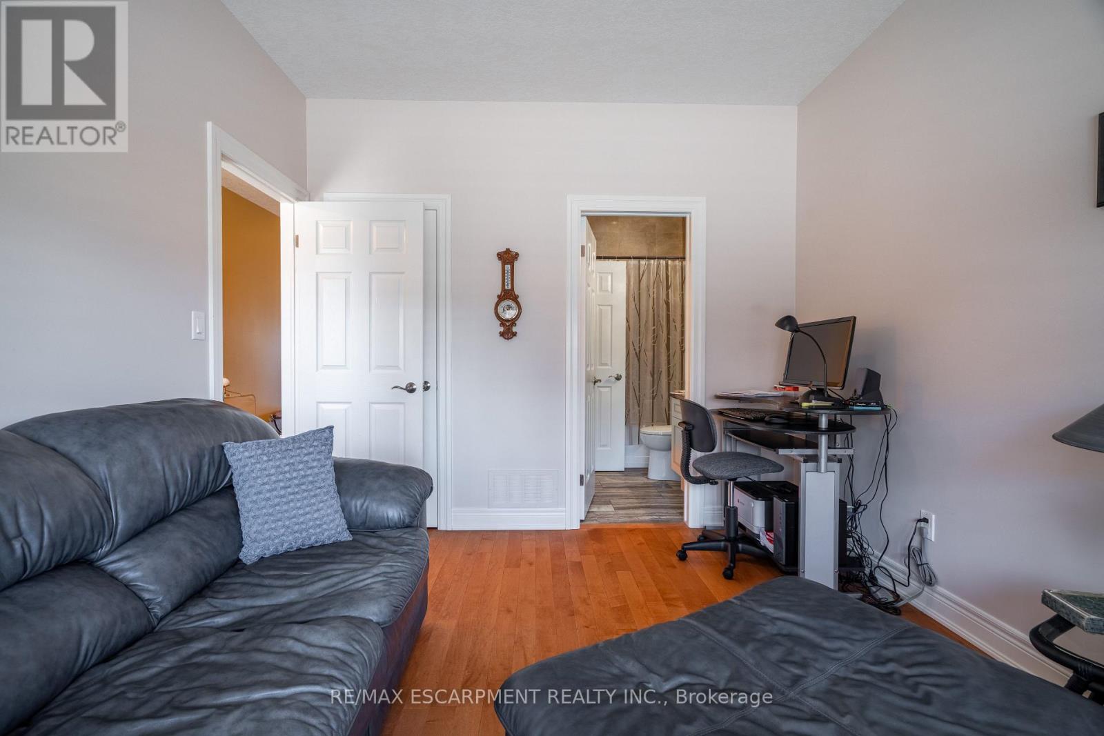 Photo 48 of 10 10 Greenbrook Drive, Hamilton ON
