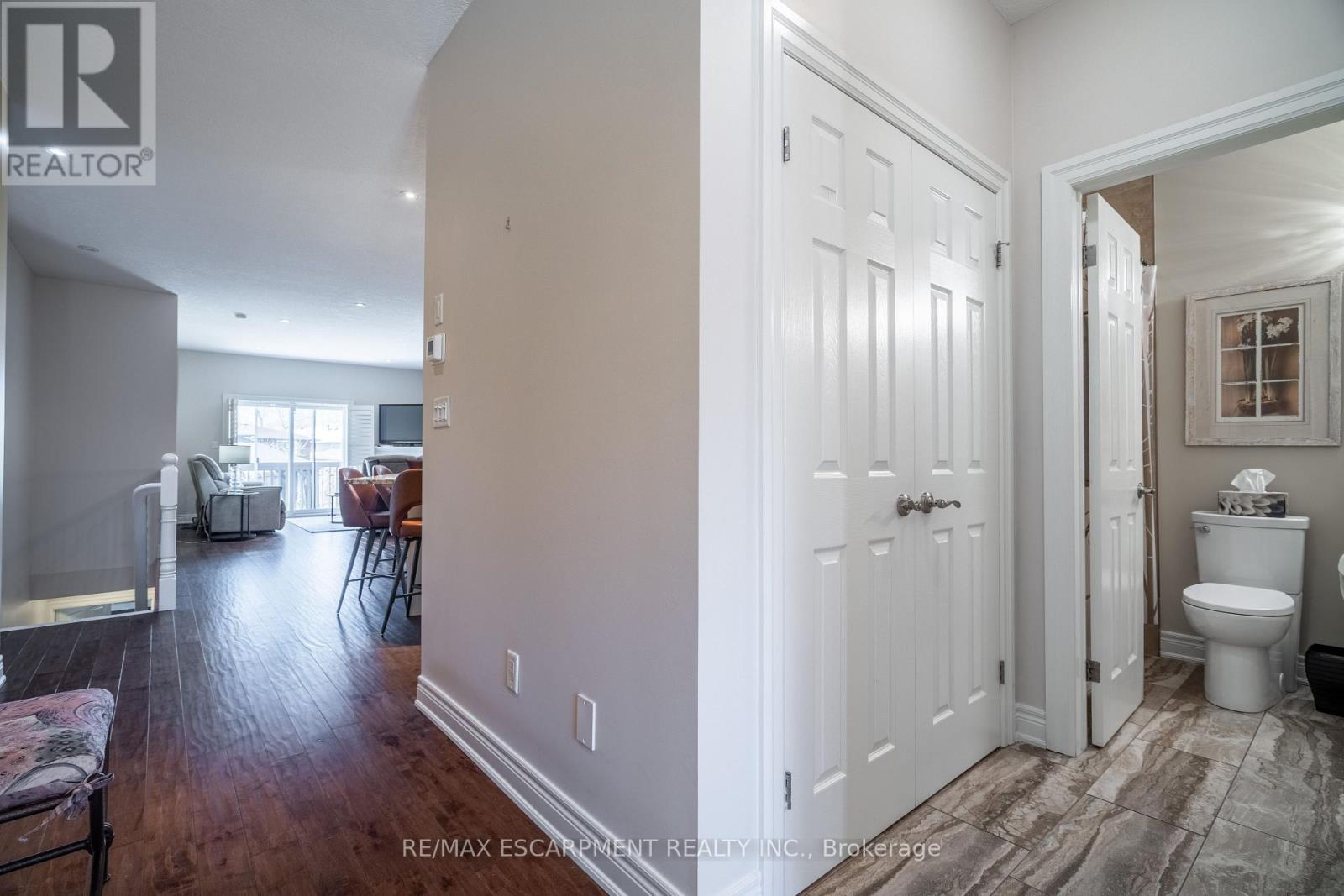 Photo 47 of 10 10 Greenbrook Drive, Hamilton ON