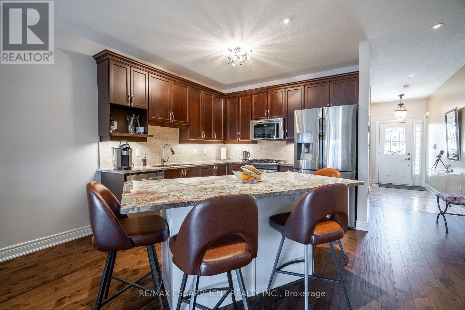 Photo 28 of 10 10 Greenbrook Drive, Hamilton ON