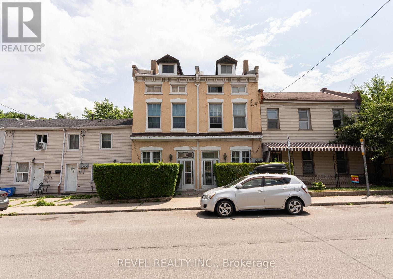 Photo 27 of 168 Macnab Street N, Hamilton ON