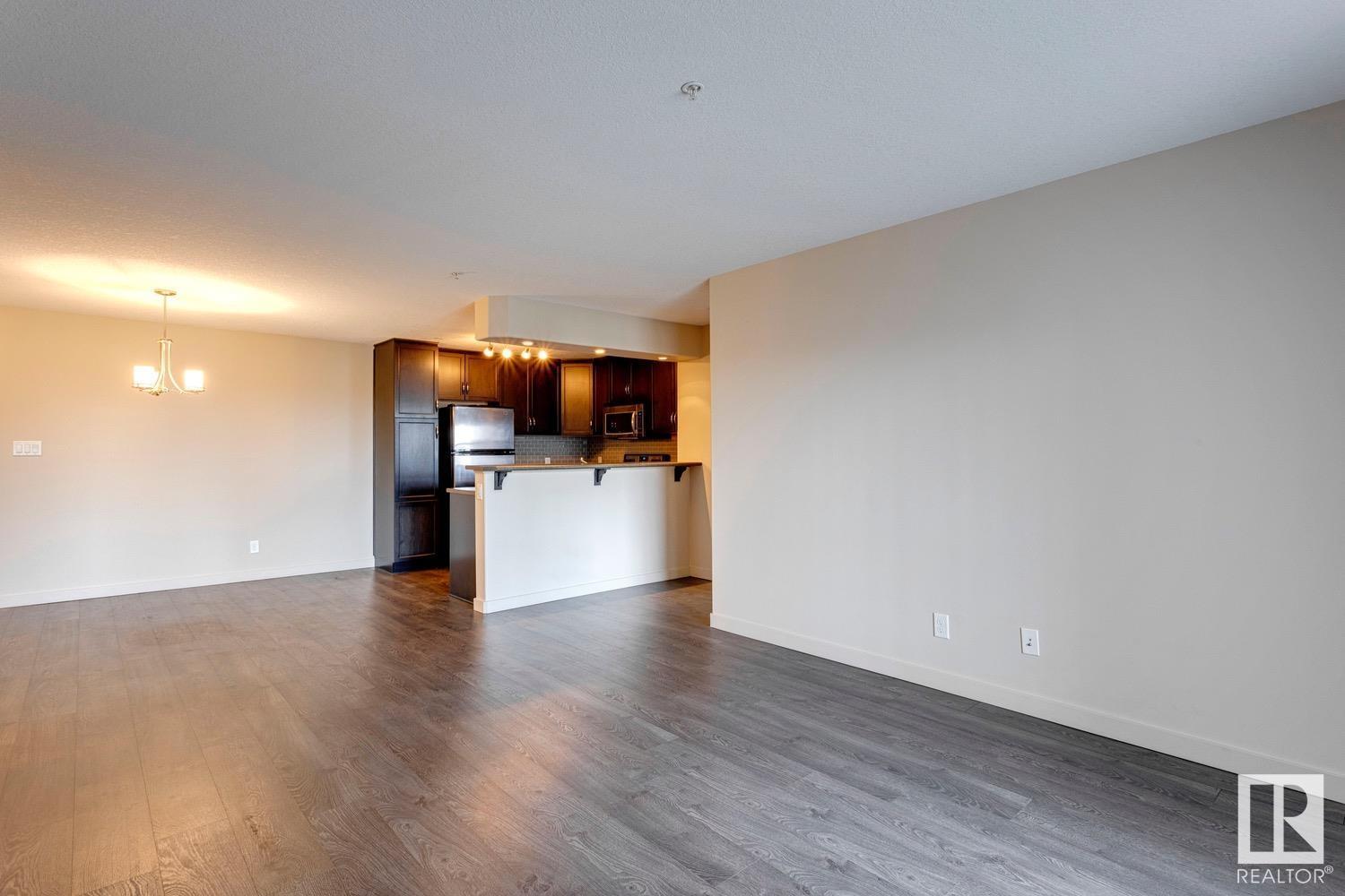 Photo 9 of 254 11517 Ellerslie Rd Sw, Edmonton AB