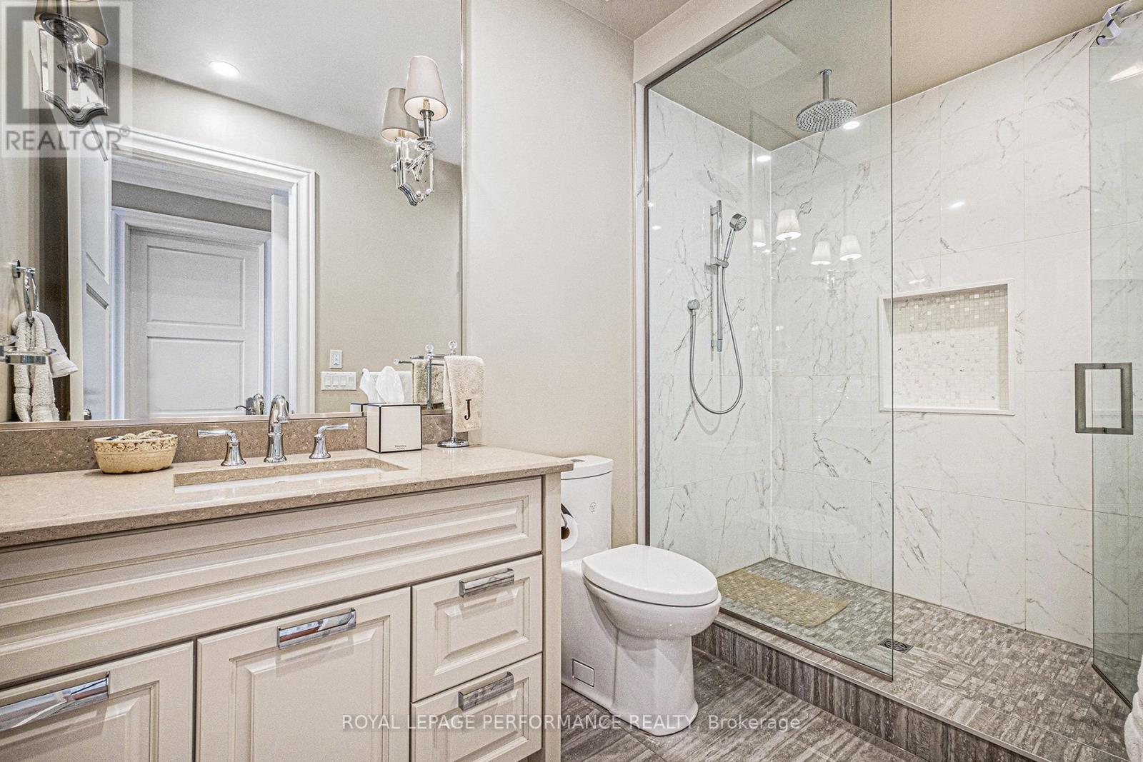 Photo 5 of 1413 Blackhorse Court, Ottawa ON