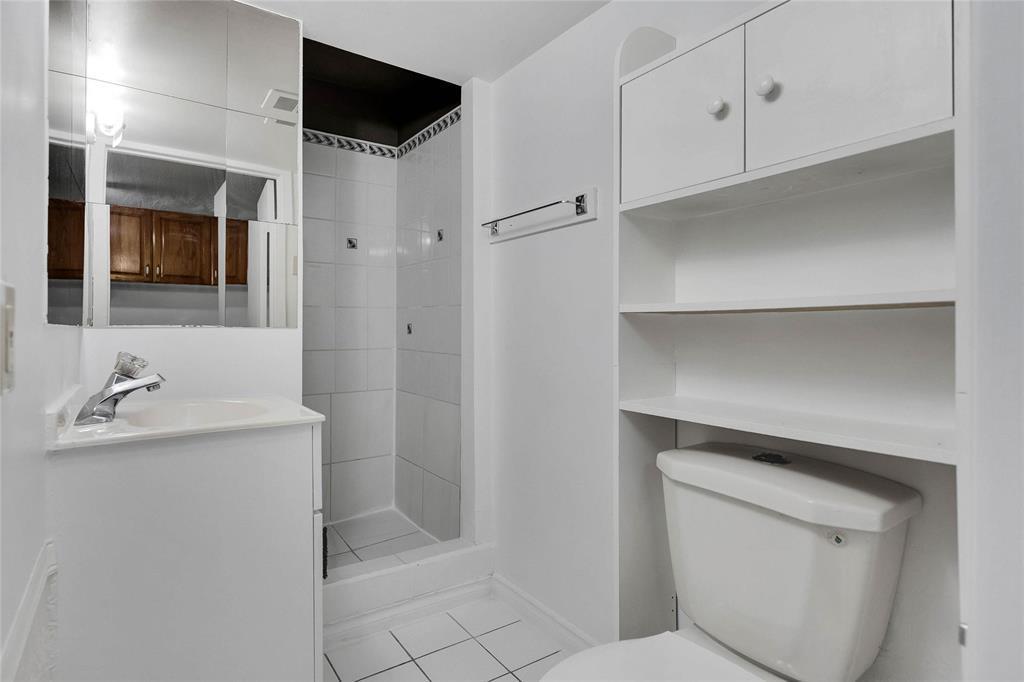 Photo 13 of 1057 Sherburn Street, Winnipeg MB