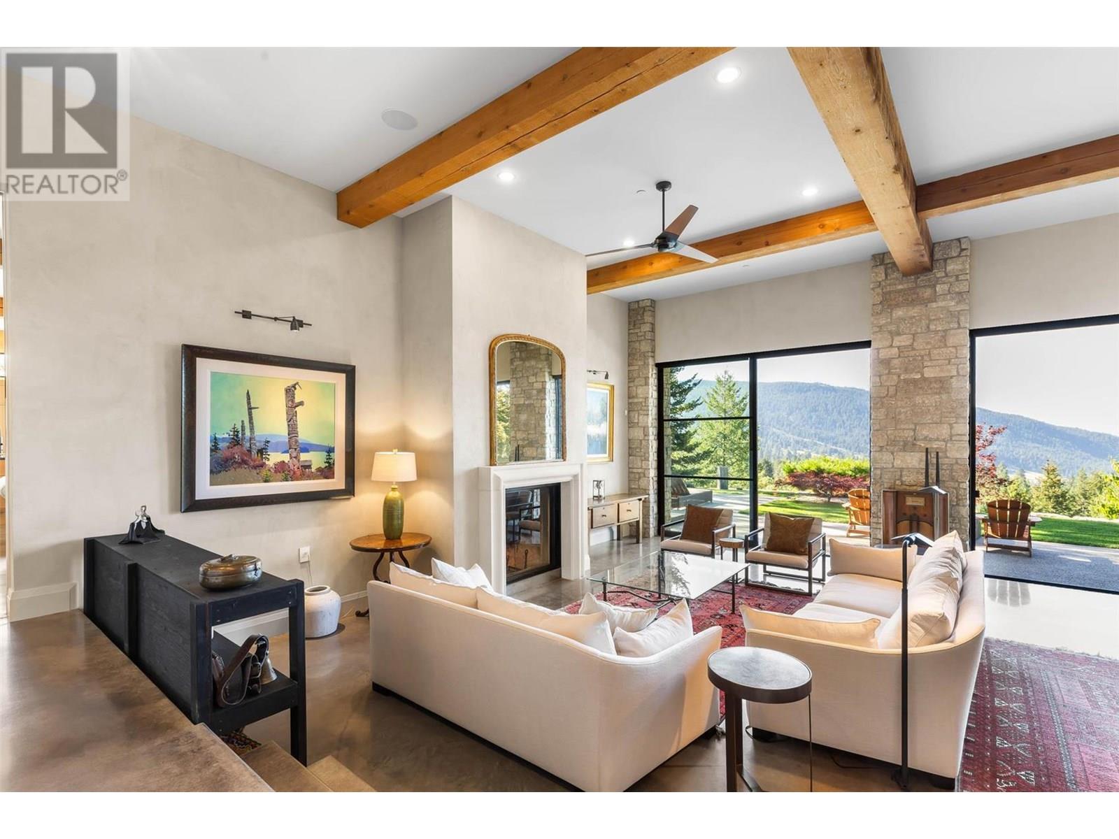 26 COMMONAGE ROAD - 13