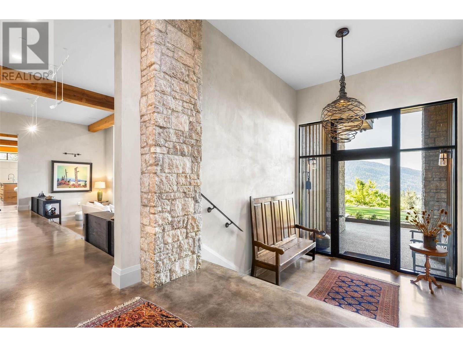 26 COMMONAGE ROAD - 19