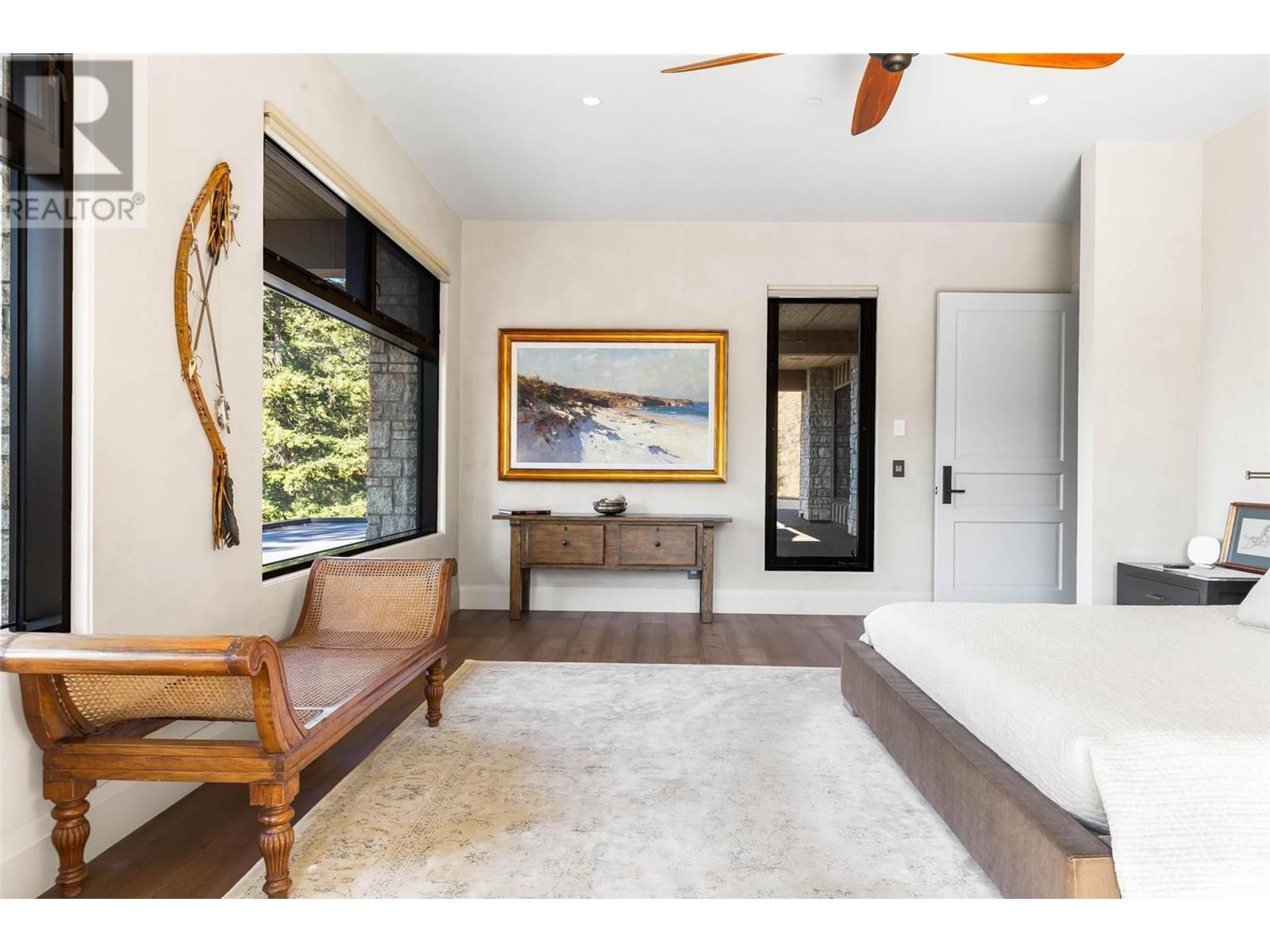 26 COMMONAGE ROAD - 70