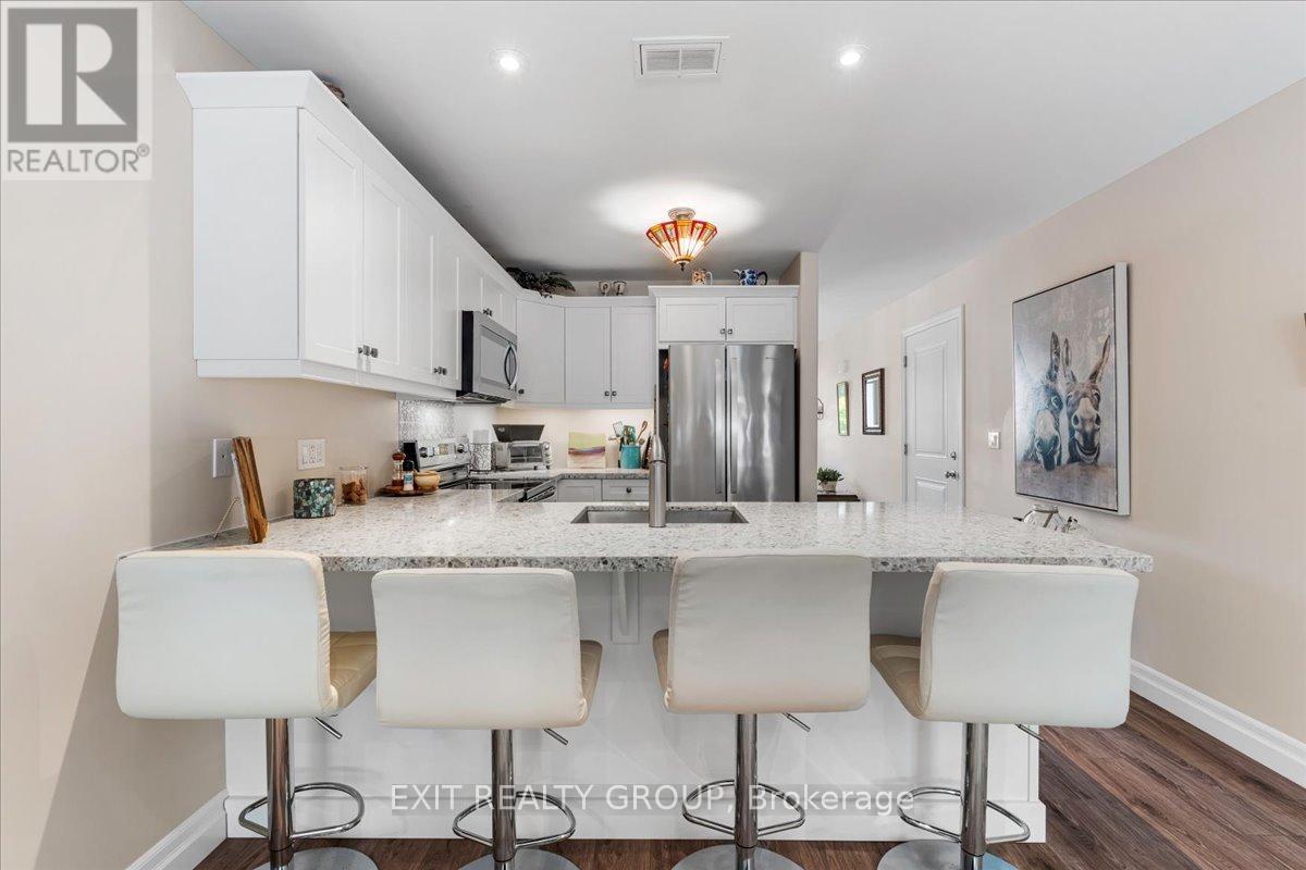 Photo 27 of 20 Gladstone Street W, Madoc ON