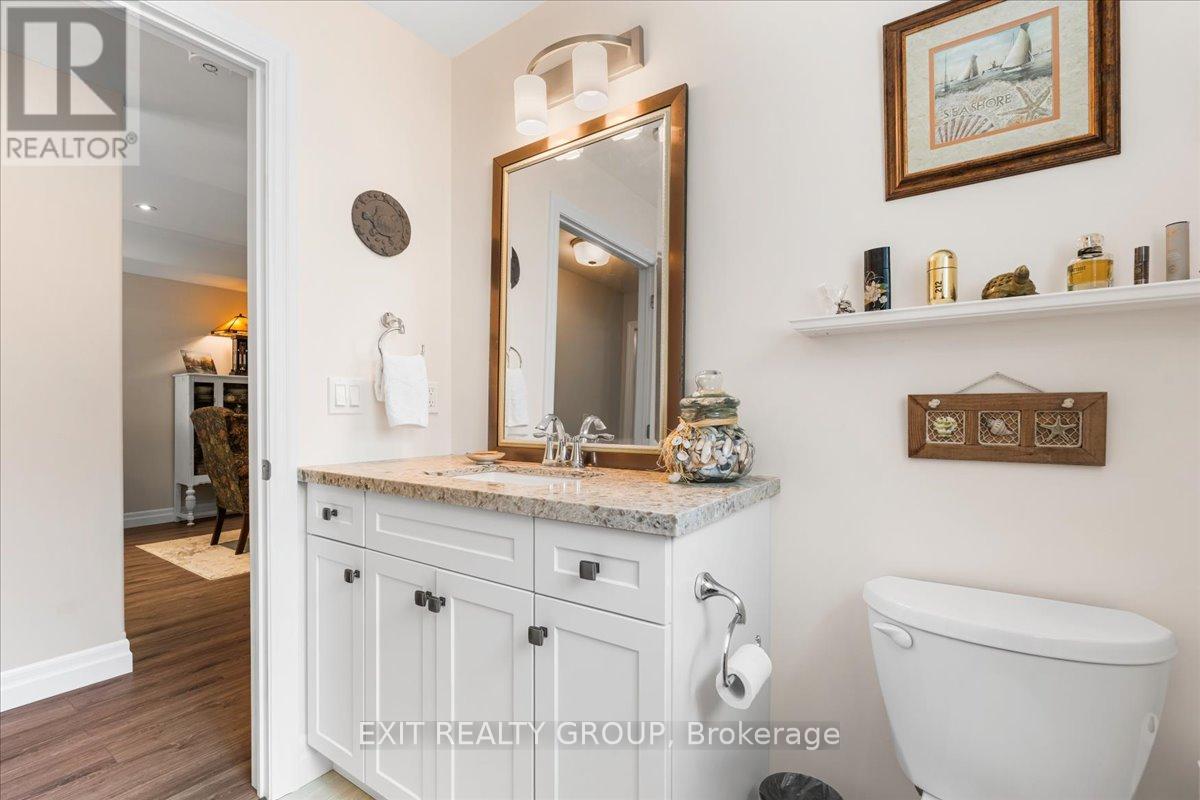 Photo 21 of 20 Gladstone Street W, Madoc ON