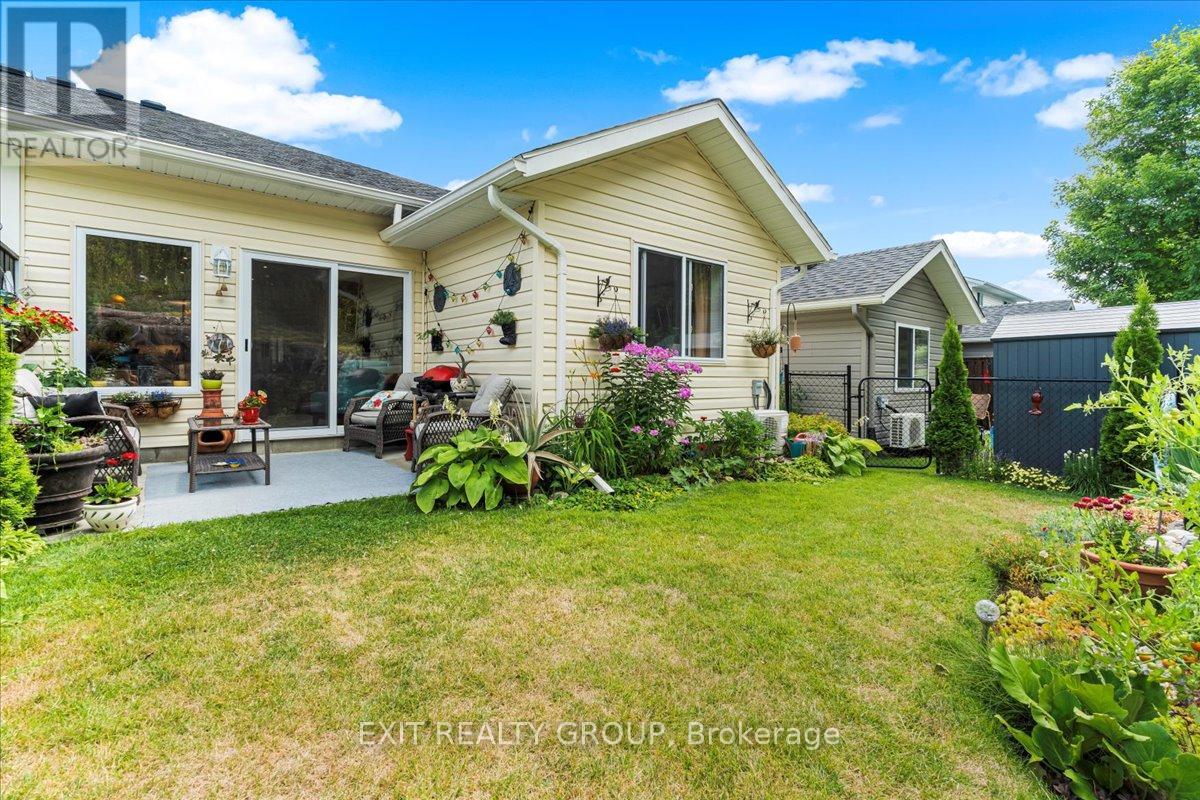 Photo 31 of 20 Gladstone Street W, Madoc ON