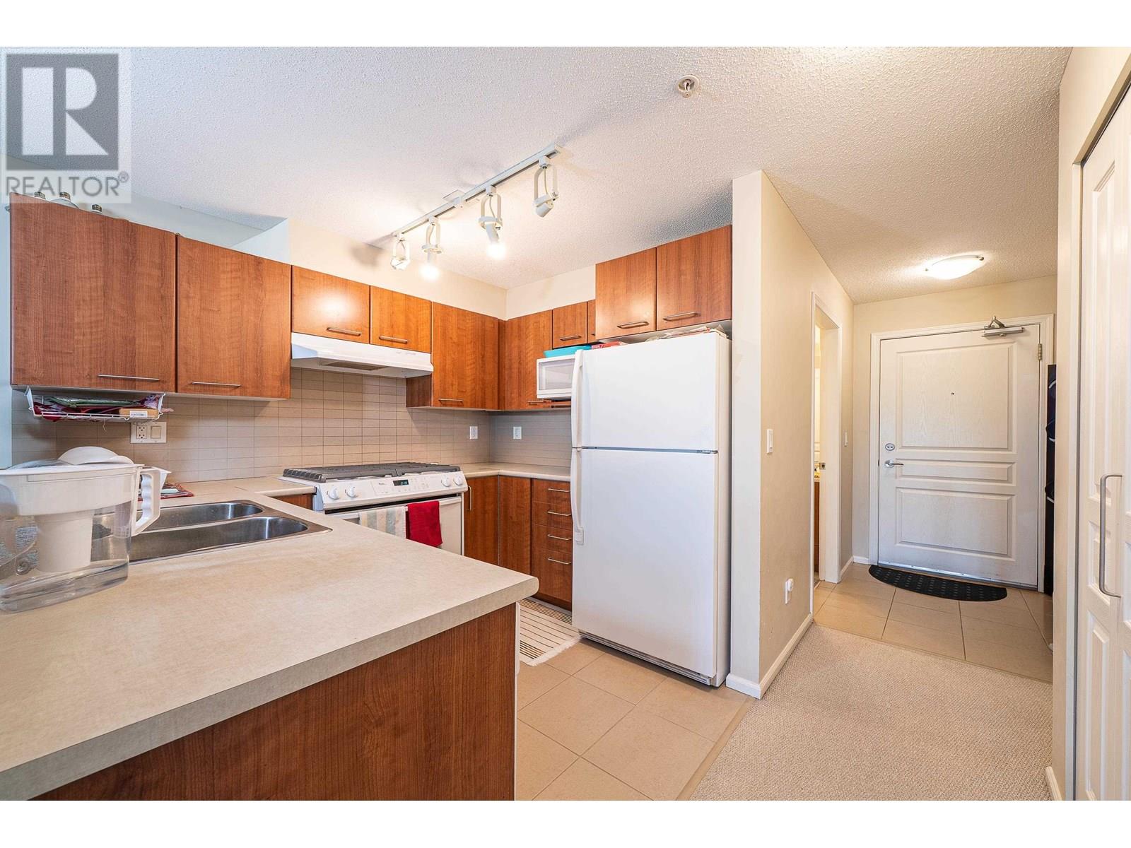 Photo 1 of 463 9100 Ferndale Road, Richmond BC