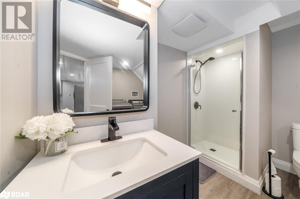 Photo 11 of 11 Mckenzie Crescent, Barrie ON