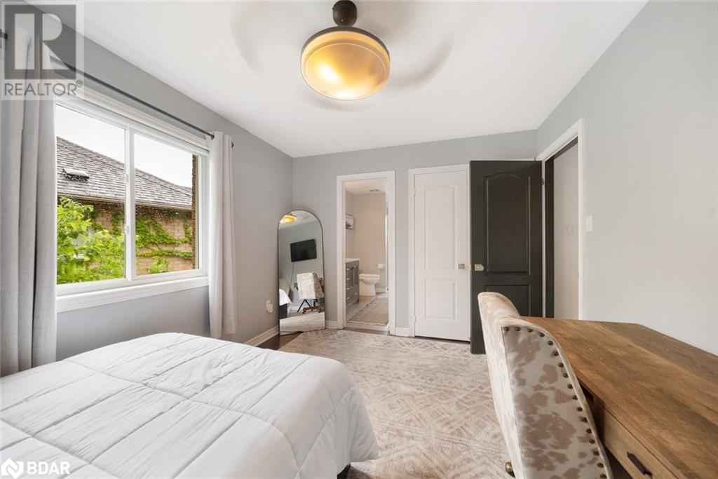 Photo 13 of 11 Mckenzie Crescent, Barrie ON