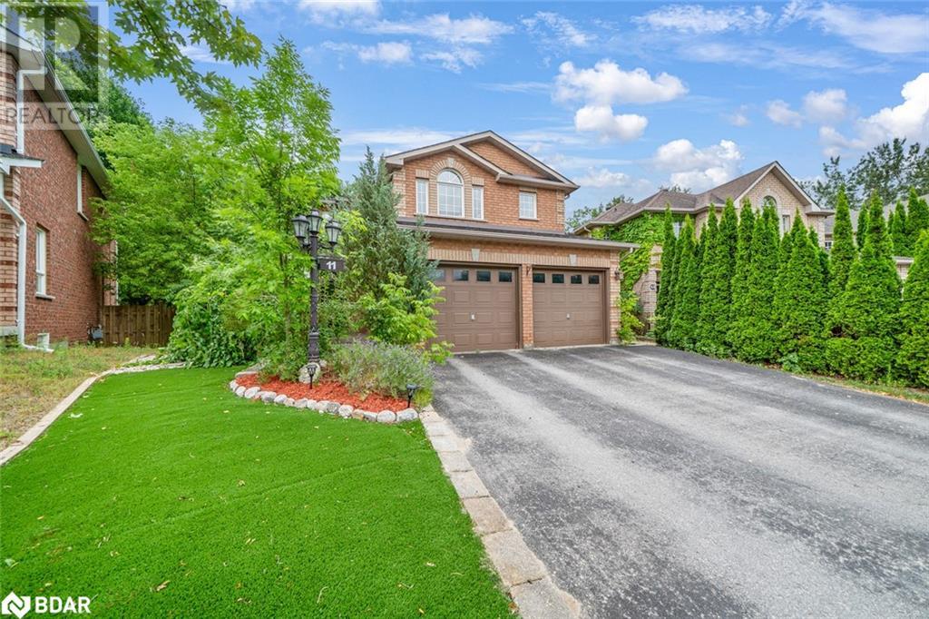Photo 42 of 11 Mckenzie Crescent, Barrie ON