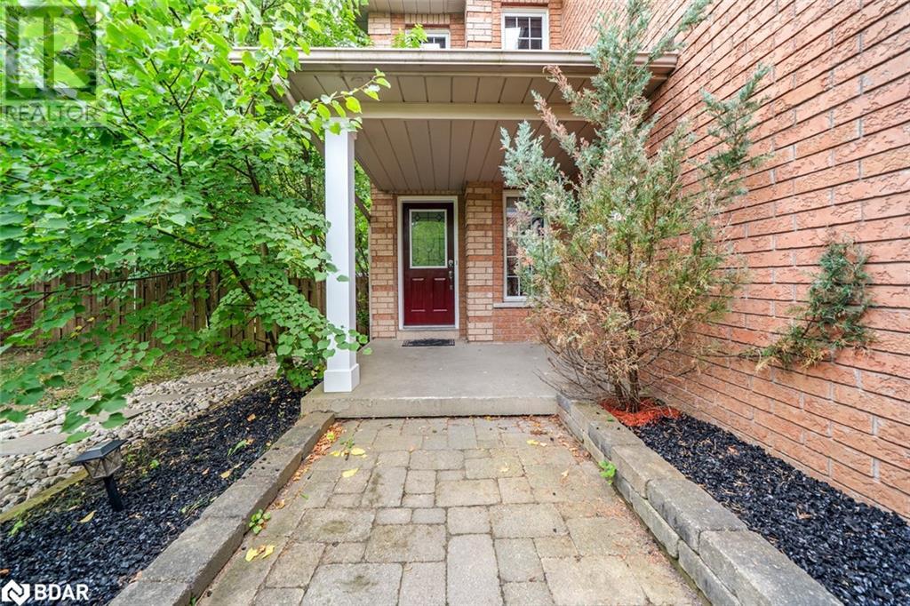 Photo 3 of 11 Mckenzie Crescent, Barrie ON