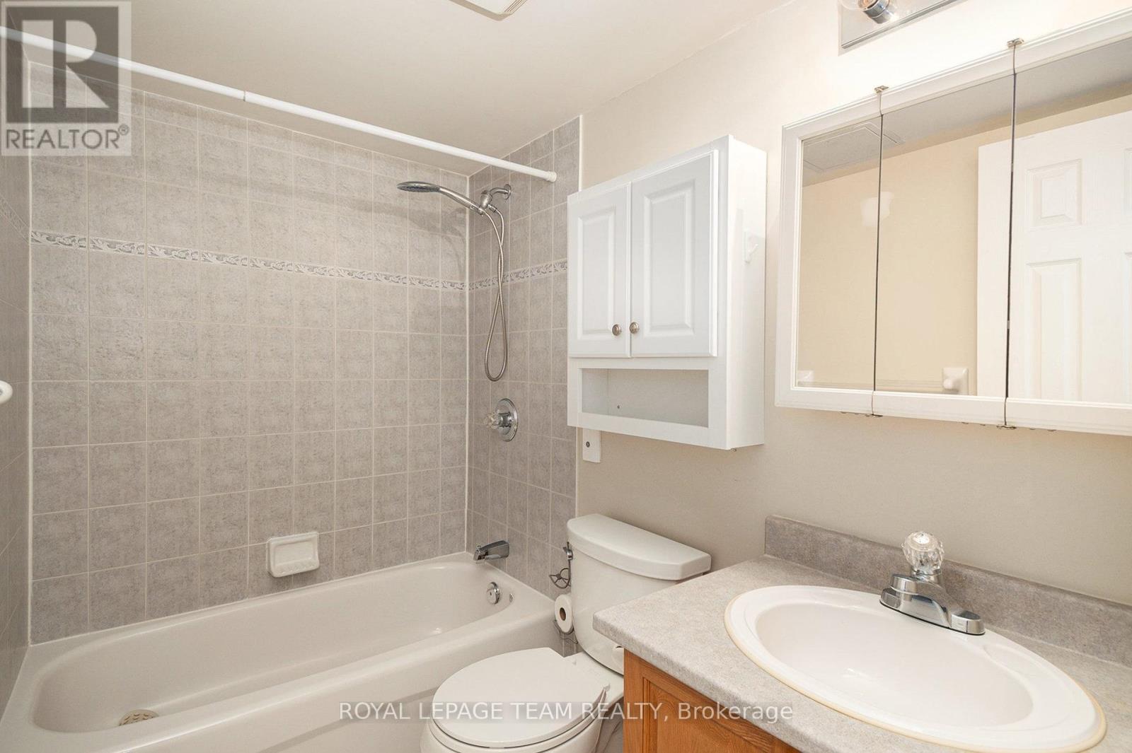 Photo 13 of 507 320 Centrum Boulevard, Ottawa ON