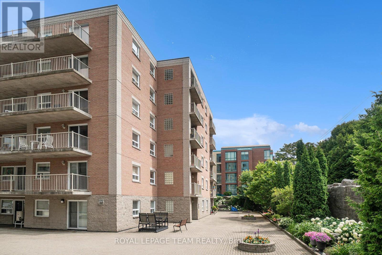 Photo 4 of 507 320 Centrum Boulevard, Ottawa ON