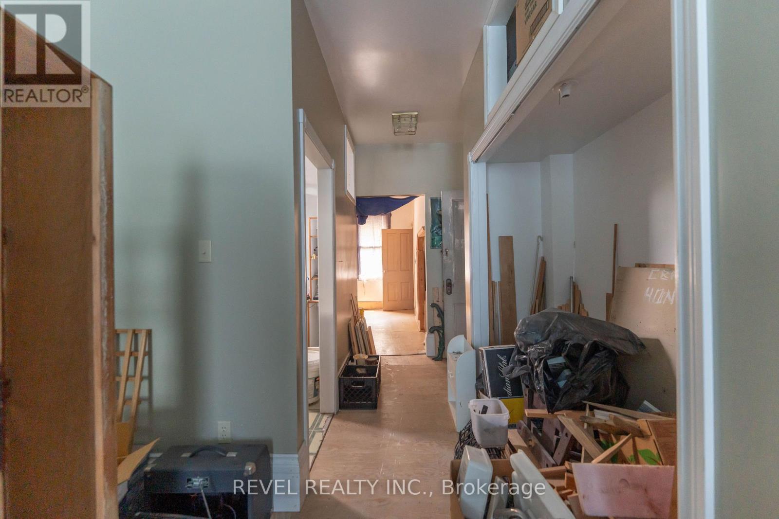 Photo 20 of 168 Macnab Street N, Hamilton ON