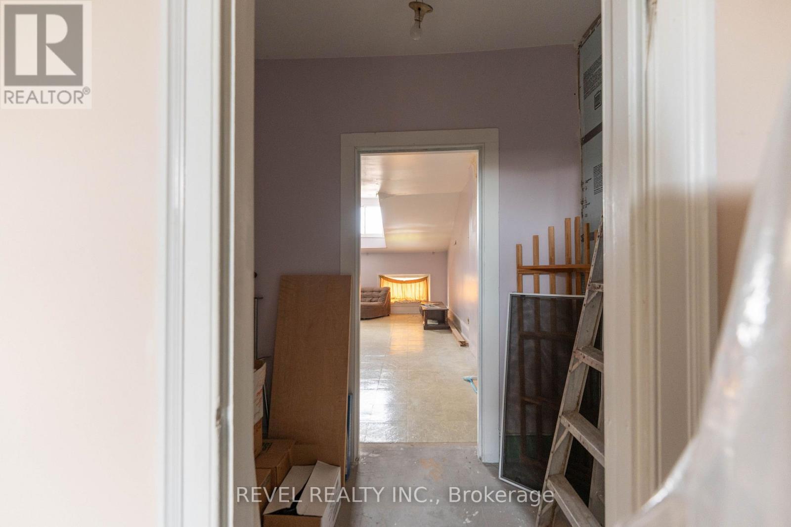 Photo 23 of 168 Macnab Street N, Hamilton ON